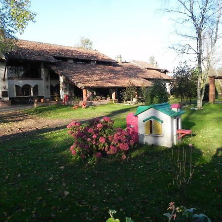 Agriturismo Cascina Poscallone 아비아테그라소 외부 사진
