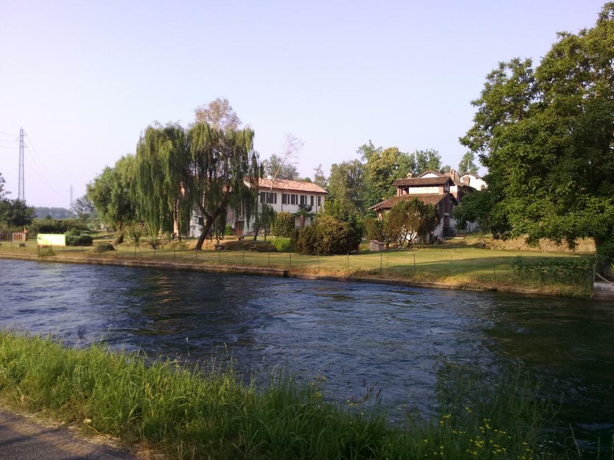 Agriturismo Cascina Poscallone 아비아테그라소 외부 사진